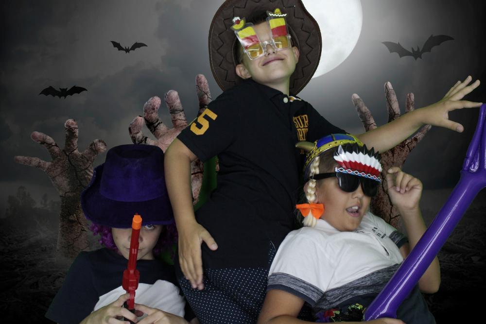 The Base Youth Centre | View more photos from the event at gallery.myphotoboothexperience.co.uk/u/MyPhotoBoothExperienceLtd/The-Base-Youth-Centre